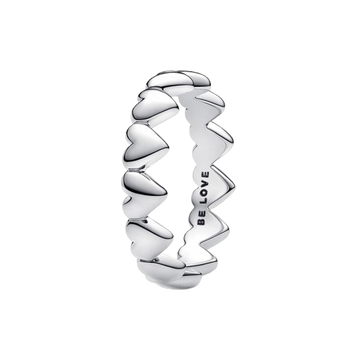 Anillo Fila de Corazones