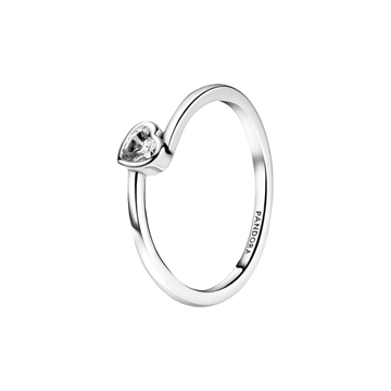 Anillo Corazón Solitario Transparente Inclinado