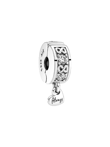 Clip Familia Siempre en Pavé