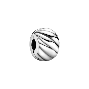 Charm de Clip Plumas Pulidas