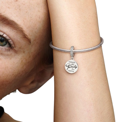 Charm colgante en plata de ley Los Amigos Son Familia