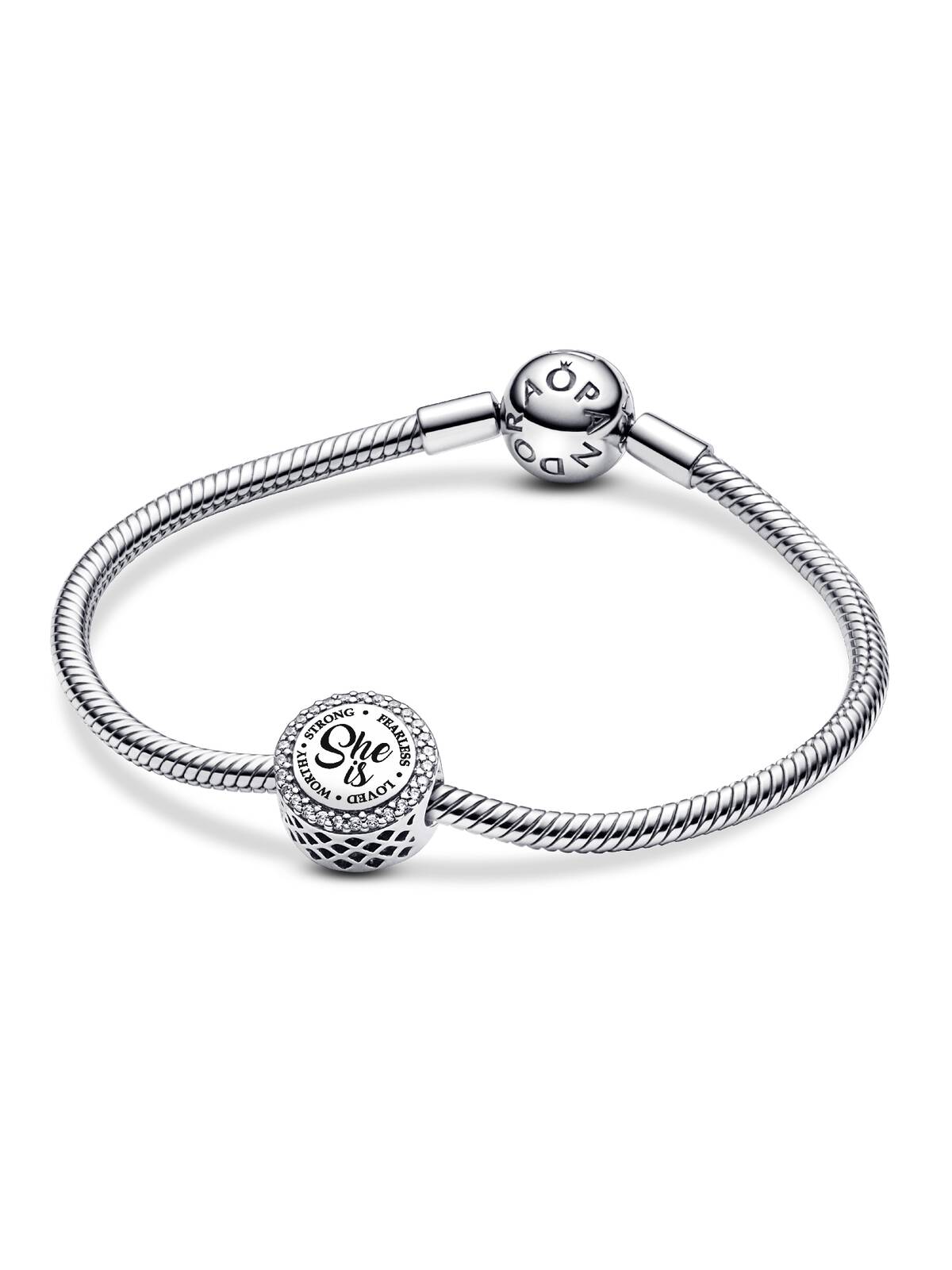 Charm Corazón She Is YA1722 - vista en pulsera