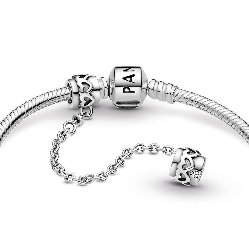Pulsera de plata de ley y cierre PANDORA en plata de ley