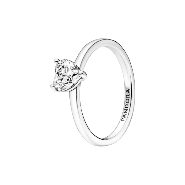 Anillo Solitario Corazón Brillante