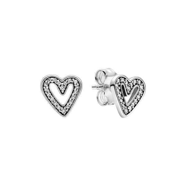 Pendientes corazones brillantes en plata