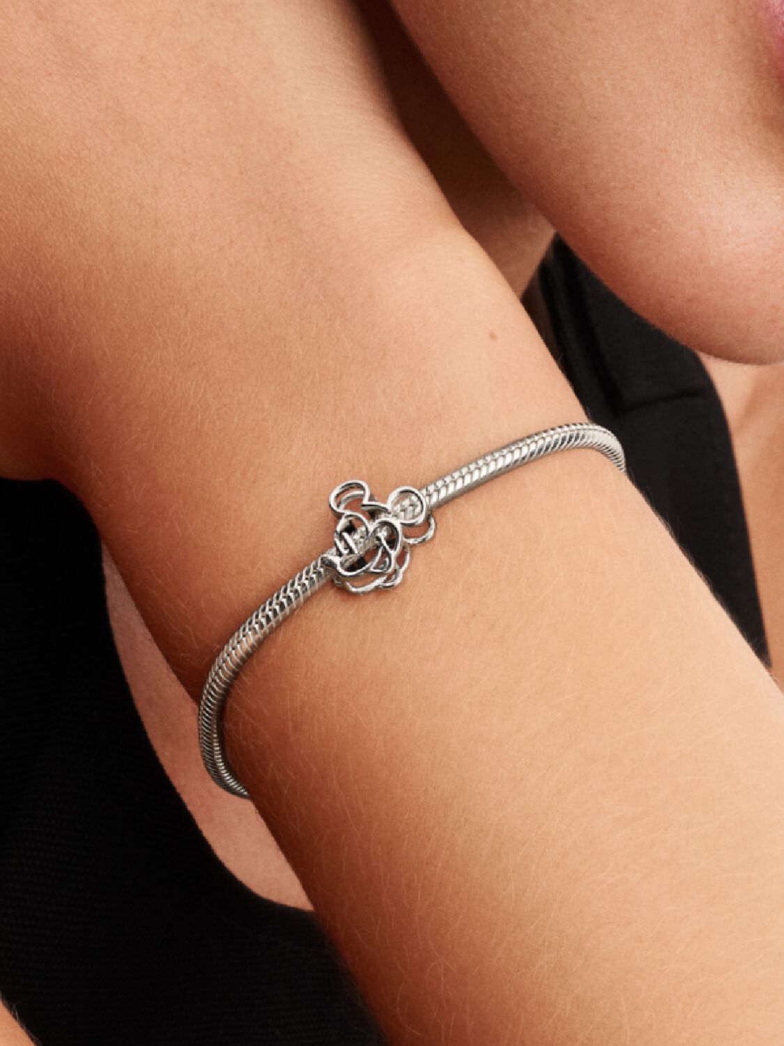 Charm Mickey Mouse en FIligrana de Disney